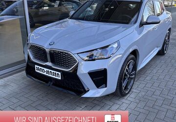 BMW iX2 10.000 km 43.995 &euro; Flensburg 24941