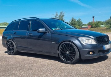 Mercedes-Benz C 220 302.140 km 4.400 &euro; Flensburg 24939